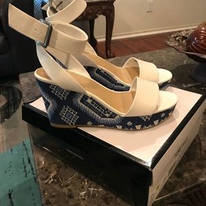 Nine West blue and white sandals